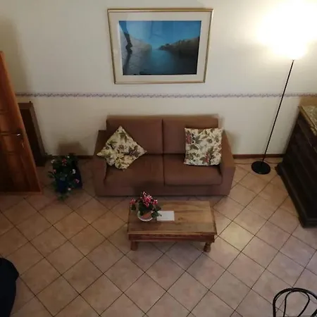 Charming Mezzanine Flat In Centre Apartament Palermo