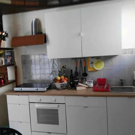 Charming Mezzanine Flat In Centre Palermo